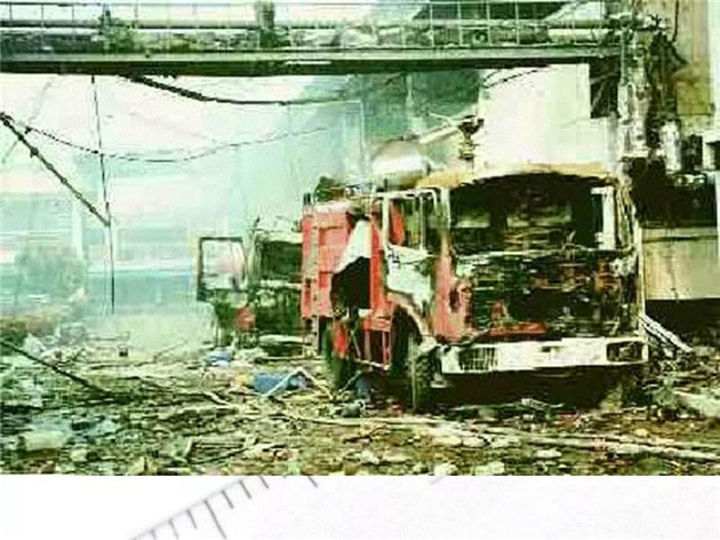 UPR/VE固化劑過氧化甲乙酮爆炸事故現(xiàn)場(chǎng)圖-2