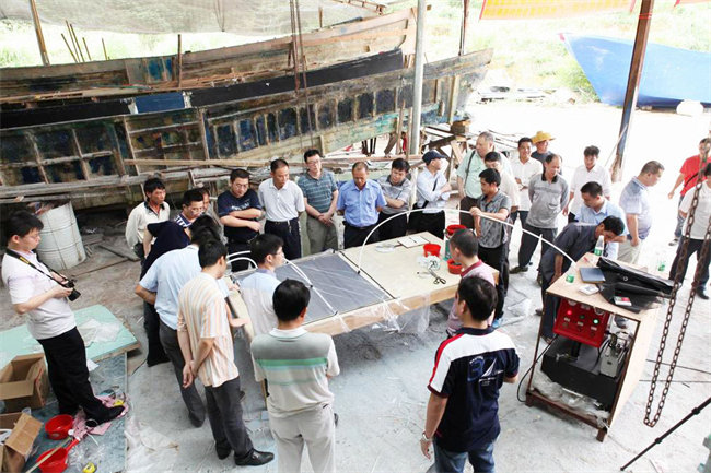 廣東博皓在廣東省陽江市東平鎮(zhèn)舉辦了玻璃鋼漁船圖紙審查及模板制作經(jīng)驗交流會，并提供&ldquo;真空導入&rdquo;現(xiàn)場演示    -2